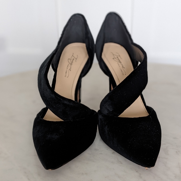 Vince Camuto Imagine Velvet Heel - Picture 3 of 5